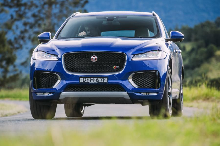  Jaguar F-Pace S 35t AWD 2016 года  (AU) (фото 20 из 29)